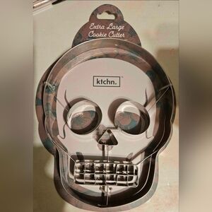 Halloween Extra Large Skull Cookie Cutter Deep 1" Design Stainless Steel Frame